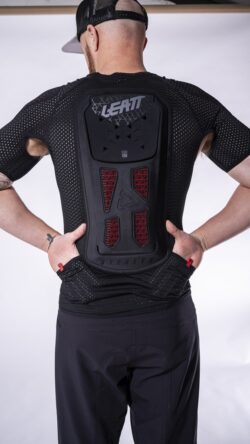 PROTECTOR CORPORAL LEATT BODY TEE REAFLEX STEALTH